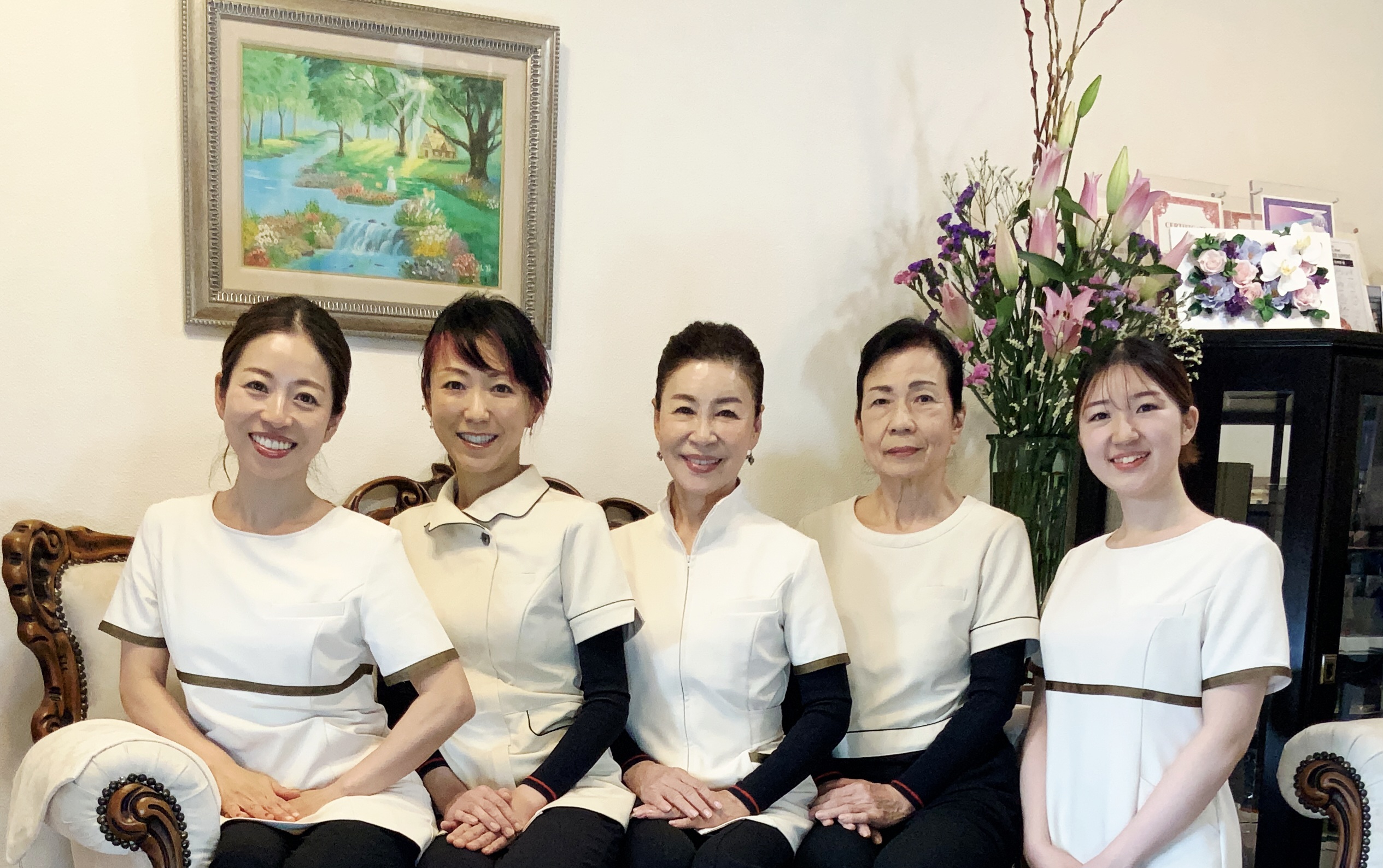 住美香スタッフ集合写真